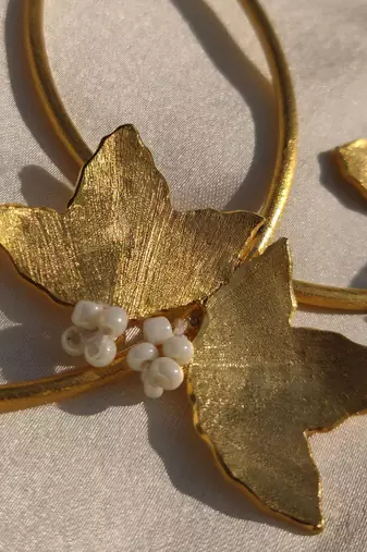 Two petal hoops earrings