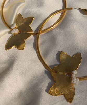 Two petal hoops earrings 4