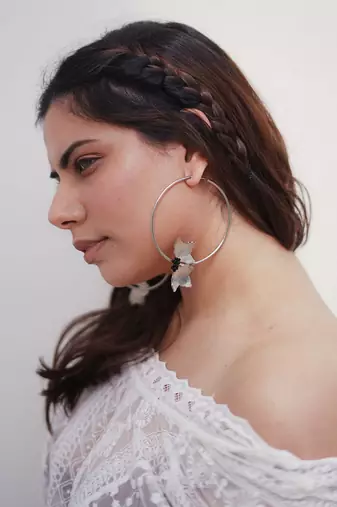 Two petal hoops earrings