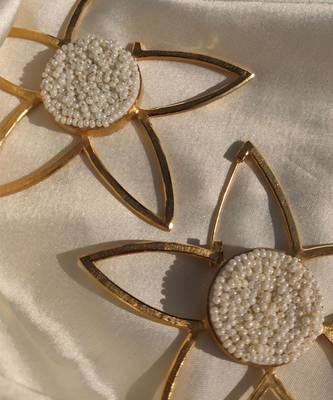 Full mogra frame hoops earrings 4