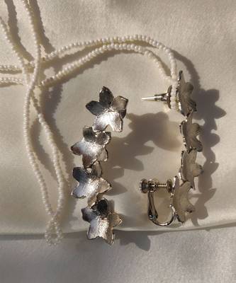 Mogra cuffs earrings 4