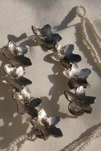 Mogra cuffs earrings
