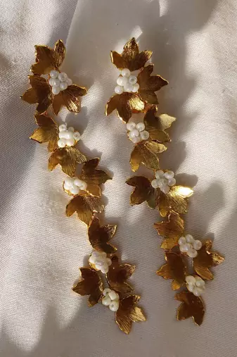 Petal danglers earrings