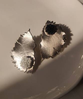 Ying-yang earrings 1