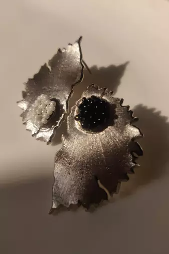 Ying-yang earrings