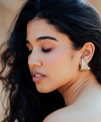 Fit-in earrings 1