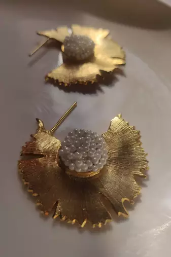 Love earrings