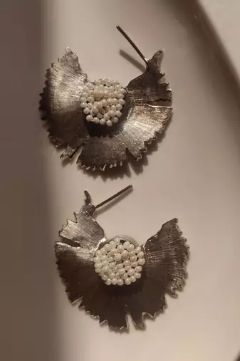 Love earrings