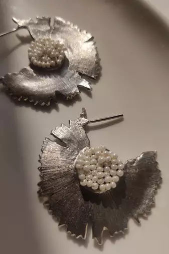 Love earrings