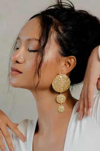 Chaand danglers earrings