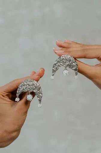 Shwet earrings