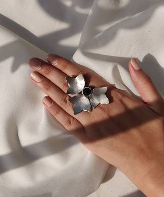 Three petal ring ring 2