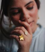 Flower and bud ring ring