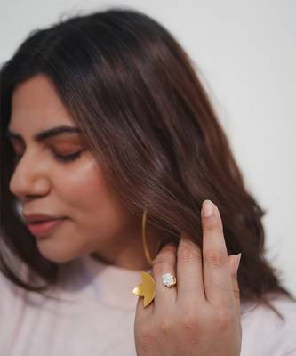 Petal ring ring 1