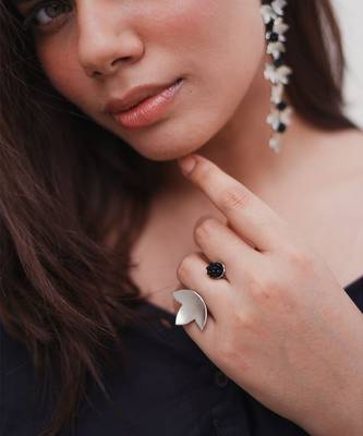 Petal ring ring 1