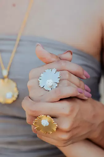 Circulas ring