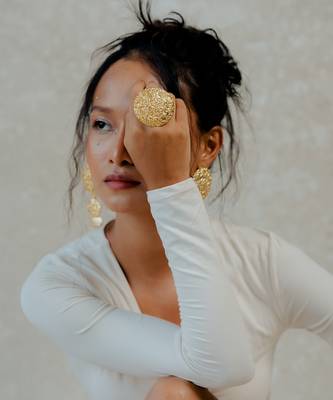 Chaand-golden ring 2