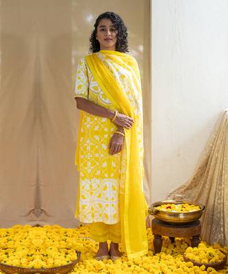 Yellow printed citrine kurta set 2