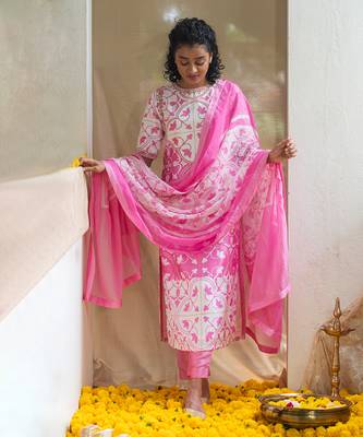 Pink printed blossom & blush kurta set 1