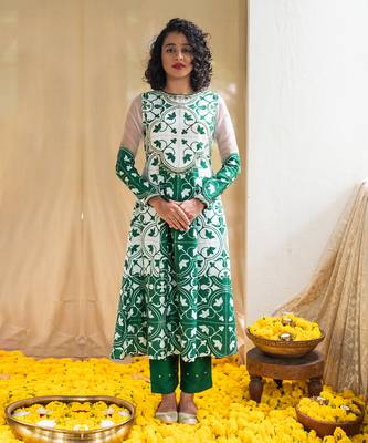 Green printed vista tile kurta set 1