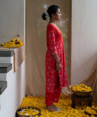 Red printed kurta set 3