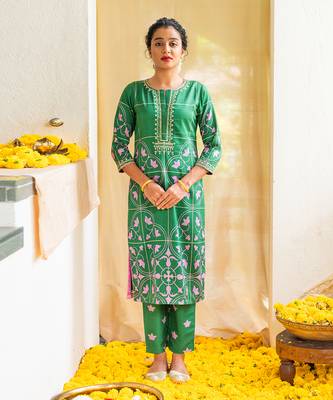 Green printed petal parade kurta set 3