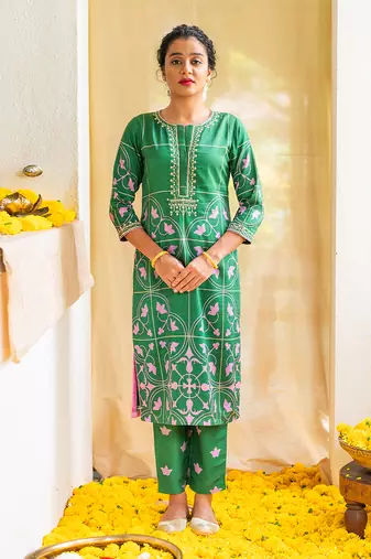 Green printed petal parade kurta set