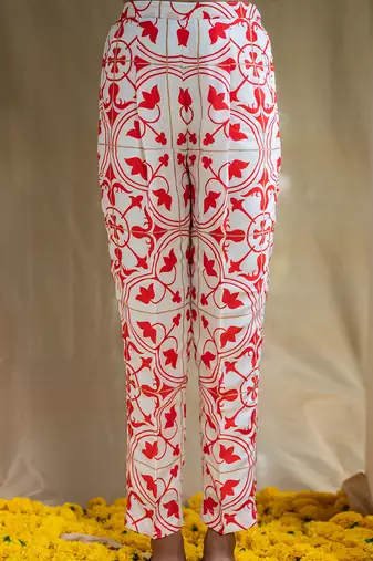 Red printed folkloric kurta set