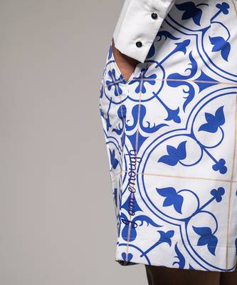 White printed azulejos tile trekker shorts 3