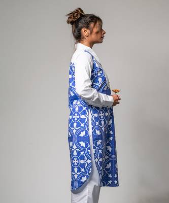 White & blue printed collared kurta set 3