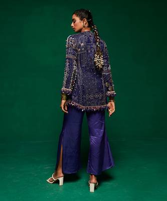 Blue organza embroidery  kurta set 4