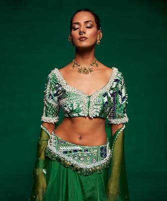 Green Organza Embellished Lehenga Set 3