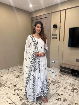 Presenting New Signer Anarkali Suit In New Fancy Style 1
