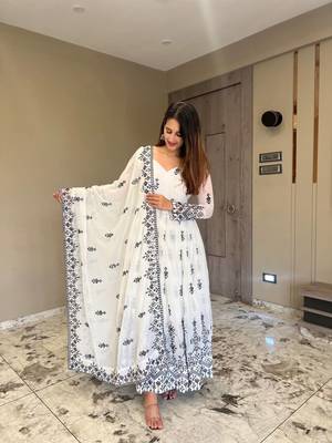 Presenting New Signer Anarkali Suit In New Fancy Style 2
