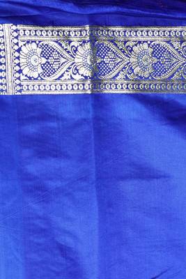 Red Jacqured Banarasi 4
