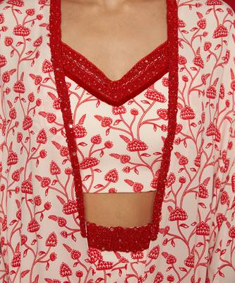 White & red cape set 4