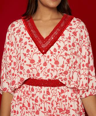 White & red kaftan 4