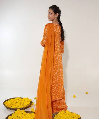 Orange & white kurta set 3