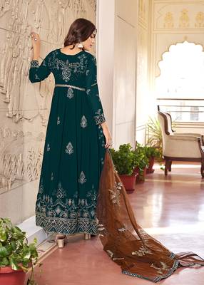 Dark green color faux georgette embroidered salwar kameez 2