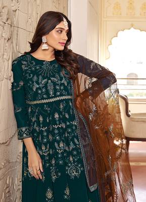 Dark green color faux georgette embroidered salwar kameez 3