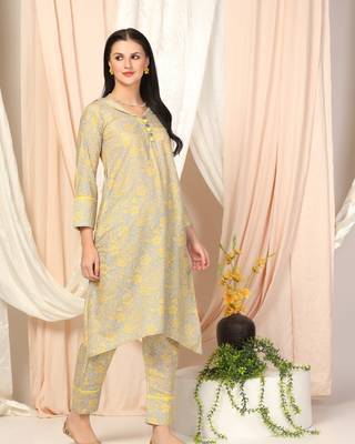 SHADES OF FAASHION Muslin yellow floral suit set. 2