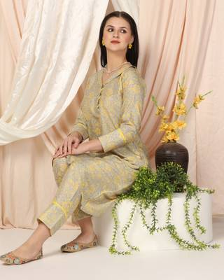 SHADES OF FAASHION Muslin yellow floral suit set. 5