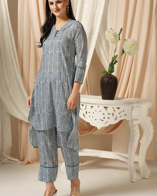 SHADES OF FAASHION muslin blue stripes print suit set. 2