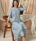 SHADES OF FAASHION Muslin blue paisley printed suit set