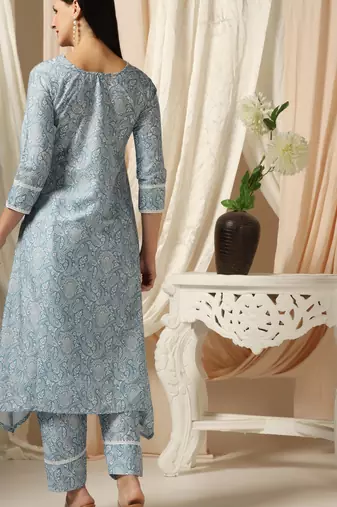 SHADES OF FAASHION Muslin blue paisley printed suit set