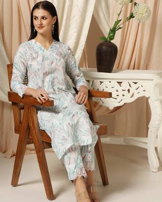 SHADES OF FAASHION Muslin white leafy printed suit set 1