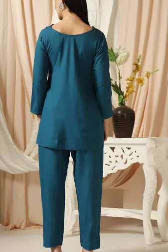 SHADES OF FAASHION Teal blue pin-tucks co-ord set