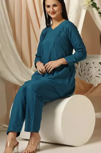 SHADES OF FAASHION Teal blue pin-tucks co-ord set