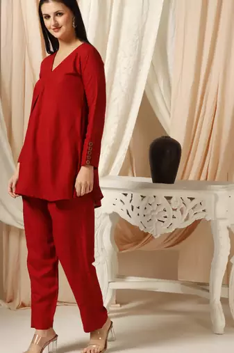 SHADES OF FAASHION Red co-ord set with wooden embellish cuffs