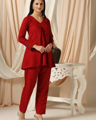 SHADES OF FAASHION Red co-ord set with wooden embellish cuffs 4